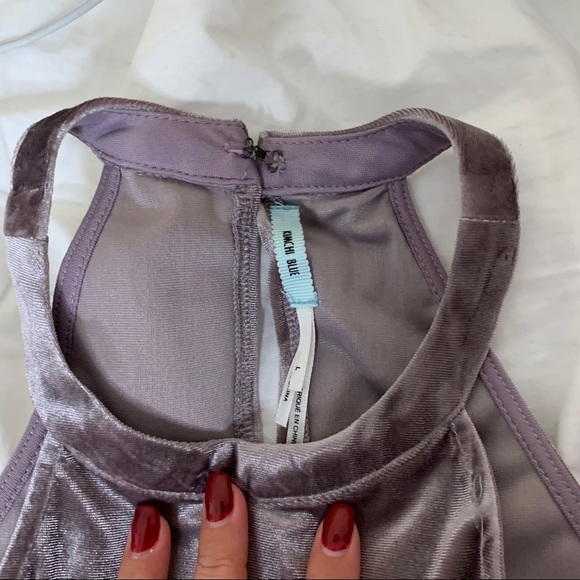 Kimchi Blue UO velvet a line tank - Picture 4 of 4